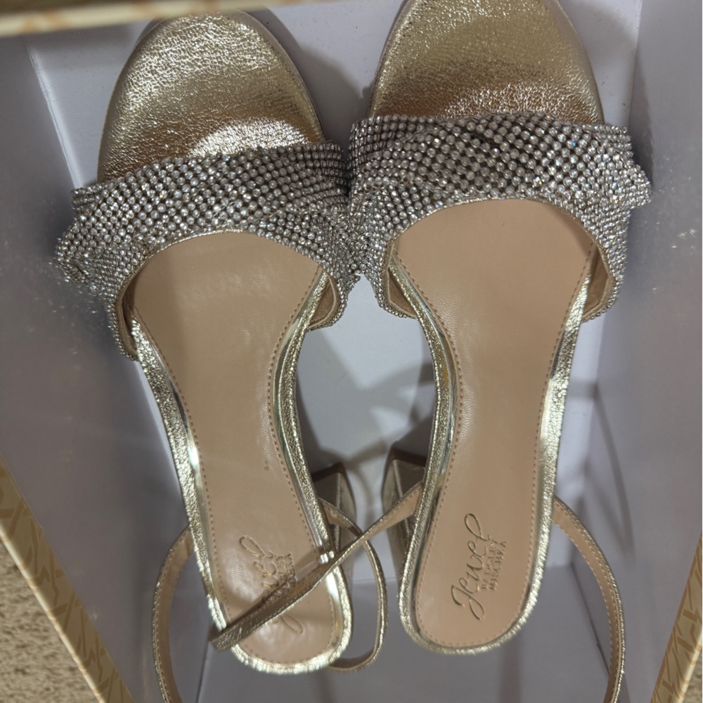 Jewel Badgley Mischka Gold Rhinestone Heels